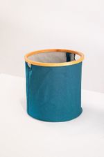 Cesta de tela y bambú